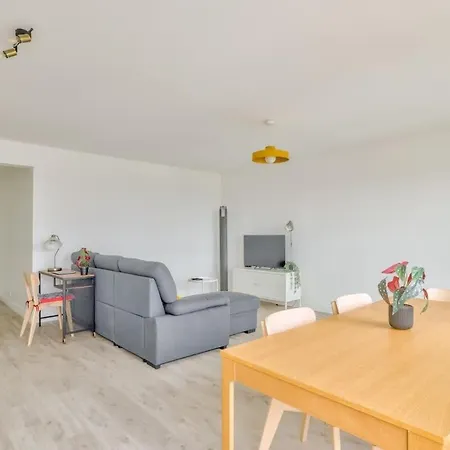 Apartment Vandrezanne 1 Stylish 2 Bed Views *