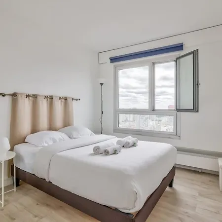 Vandrezanne 1 Stylish 2 Bed Views Apartment