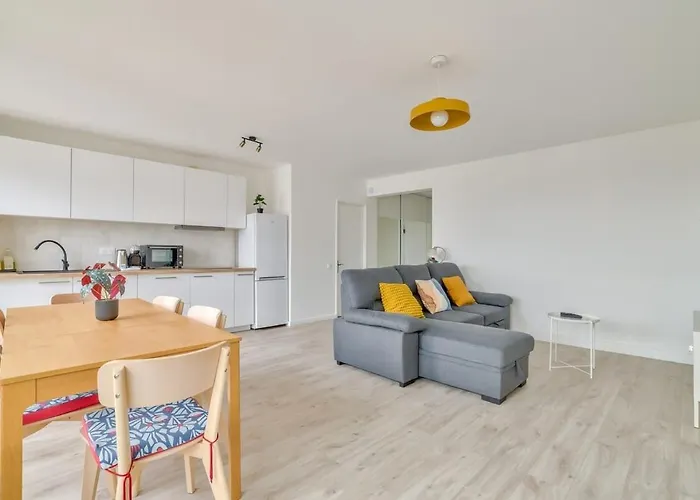 Vandrezanne 1 Stylish 2 Bed Views Daire